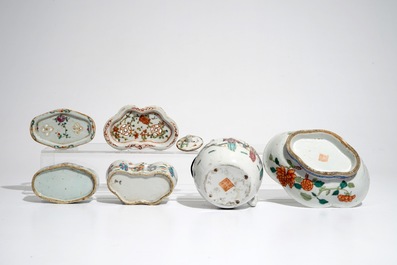 A Chinese famille rose teapot, two cricket boxes and a lobed bowl, 19th C.