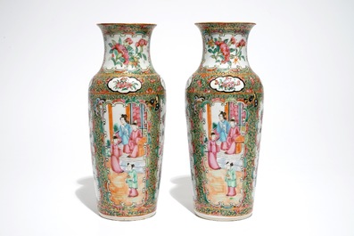 A Chinese blue and white dish, a pair of Canton vases and a cup and saucer with roosters, Qianlong and 19th C.