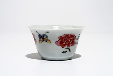 A Chinese blue and white dish, a pair of Canton vases and a cup and saucer with roosters, Qianlong and 19th C.