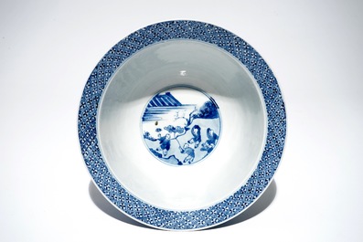 Een Chinese blauwwitte klapmutskom, Kangxi merk en periode