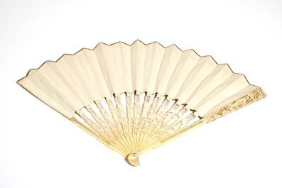 A Chinese tortoise and silk fan and an ivory example with painted European scene, 19th C.