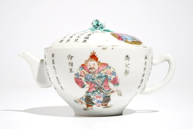 A Chinese famille rose Wu Shuang Pu teapot, 19th C.