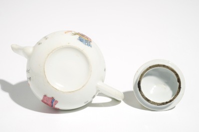 A Chinese famille rose Wu Shuang Pu teapot, 19th C.