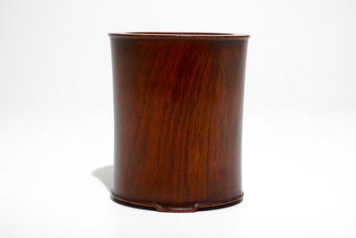 A Chinese huanghuali brush pot, 17/18th C.