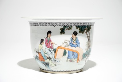 A Chinese famille rose floral dish and a famille rose jardiniere on stand, 18th and 20th C.