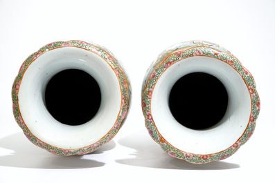 A pair of Chinese Canton rose medallion vases, 19th C.