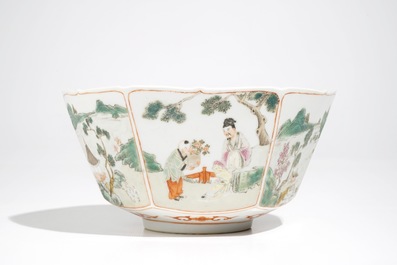 A Chinese hexagonal famille rose bowl, Jiaqing mark, 19/20th C.