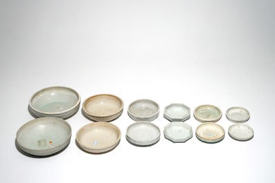 Sic bo&icirc;tes couvertes en porcelaine de Chine, Song et post&eacute;rieur