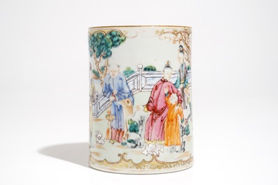 A Chinese famille rose mandarin mug with figural design, Qianlong