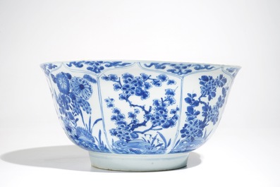 A large Chinese blue and white bowl with floral design, Kangxi