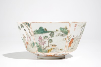 A Chinese hexagonal famille rose bowl, Jiaqing mark, 19/20th C.
