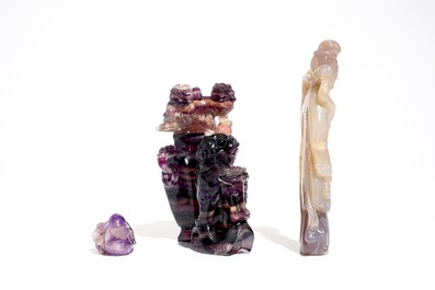 Trois sculptures en am&eacute;thyste et agate pourpre, Chine, 19/20&egrave;me