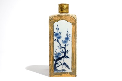 A square Japanese Arita blue and white bottle with biscuit frame, Edo, 17/18th C.