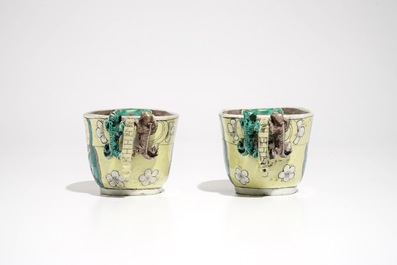 A pair of Chinese verte biscuit libation cups, 18/19th C.