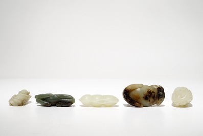 Five various Chinese jade carvings, 19/20th C.