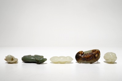 Five various Chinese jade carvings, 19/20th C.