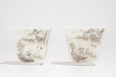 A pair of Chinese square-shaped cups with landscape design, Jiaqing mark, 19/20th C.