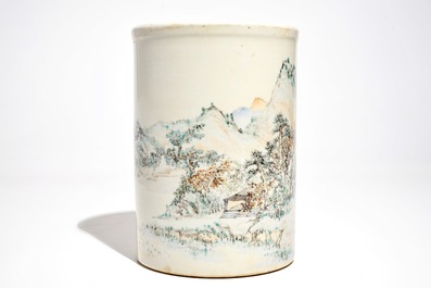 A tall cylindrical Chinese qianjiang cai brush pot, 19/20th C.