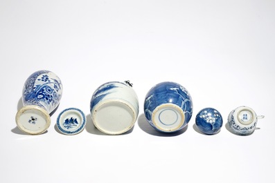 A varied selection of Chinese blue and white wares, 19th C.