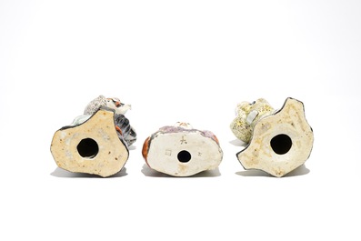 Three Chinese famille rose figures, three wall vases and four cylindrical boxes, 19/20th C.