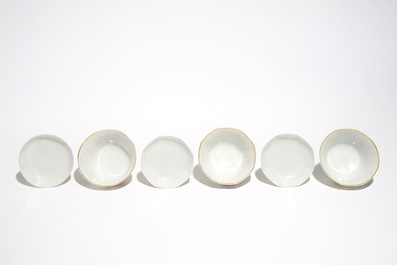 Six Chinese Canton famille rose cups and saucers with four covers, 19th C.
