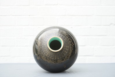A Chinese black-glazed meiping vase with gilt dragon design, Qianlong mark, 19th C.