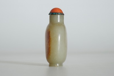 A Chinese brown jade snuff bottle, 19th C.
