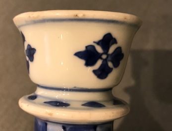 A Chinese blue and white vase or huqqa base, Kangxi