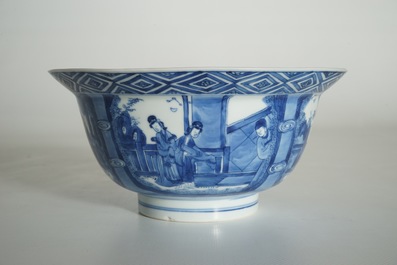 Een Chinese blauwwitte klapmutskom, Kangxi merk en periode