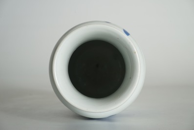 A Chinese blue and white rouleau vase with floral design, Kangxi