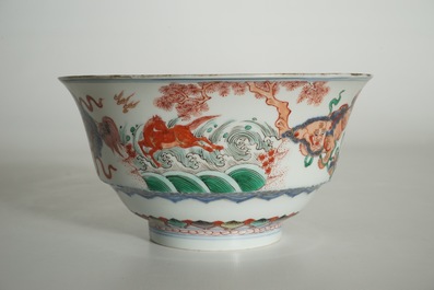 A Chinese famille verte bowl with Buddhist lions, Kangxi