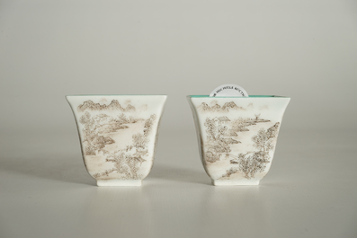 A pair of Chinese square-shaped cups with landscape design, Jiaqing mark, 19/20th C.