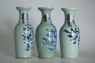 Drie grote Chinese vazen met blauwwit decor op celadon fondkleur, 19e eeuw