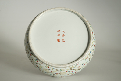 A Chinese famille rose basin with cranes, Guangxu mark, 20th C.