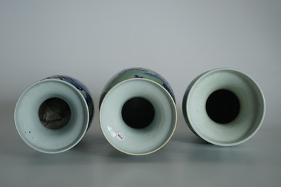 Drie grote Chinese vazen met blauwwit decor op celadon fondkleur, 19e eeuw