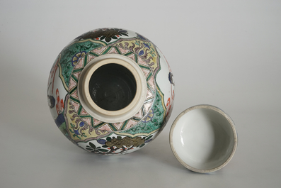 A Chinese famille verte Kangxi-style jar and cover, 19th C.