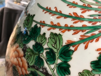 A Chinese famille verte fishbowl with birds among flowers, 19th C.