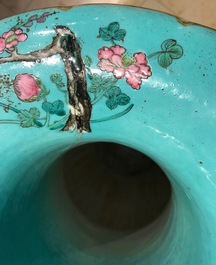 A pair of very large Chinese famille rose vases with war scenes, 19th C.
