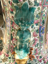 A pair of very large Chinese famille rose vases with war scenes, 19th C.