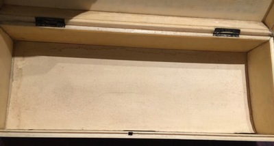 A large rectangular Chinese carved ivory casket, Canton, 19th C.
