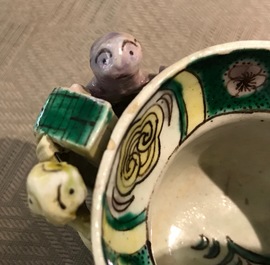 Een Chinese famille verte libation cup, Kangxi