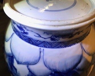 A Chinese blue and white globular vase with wooden cover and stand, Kangxi