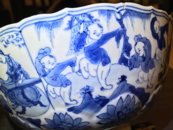 A Chinese blue and white bowl with figures, Kangxi, and a klapmuts crane bowl, probably Wanli