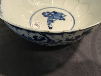 A Chinese blue and white bowl with figures, Kangxi, and a klapmuts crane bowl, probably Wanli