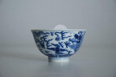 A Chinese blue and white dragon bowl, Daoguang mark, 19/20th C.