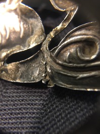 A Chinese silver tea caddy and an openworked dragon tazza, 19/20th C.