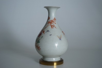 A Chinese famille rose bronze-mounted yuhuchunping vase, Qianlong mark, 19/20th C.
