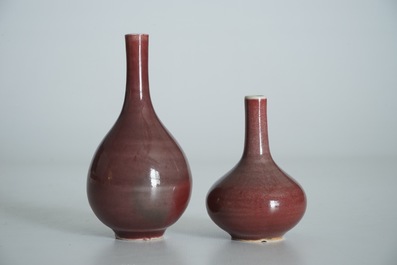 Two Chinese monochrome red vases, Xuande mark, 18/19th C.