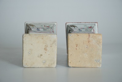 Une paire de vases en porcelaine de Chine famille rose "La Romance de la chambre de l'ouest", Yongzheng