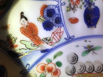Een Chinese famille verte schotel met het wapen van Namen, Kangxi/Yongzheng